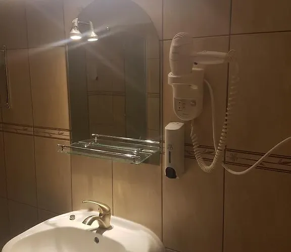 Golden Moments Guest house *