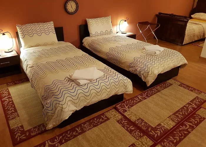 Golden Moments Guest house *