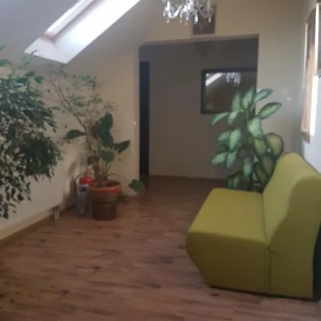 Golden Moments بيت ضيافة