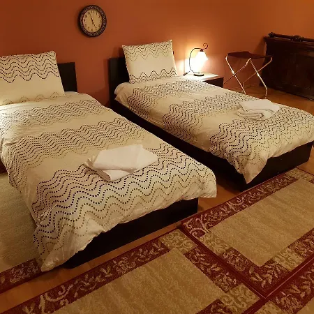 Golden Moments بيت ضيافة *